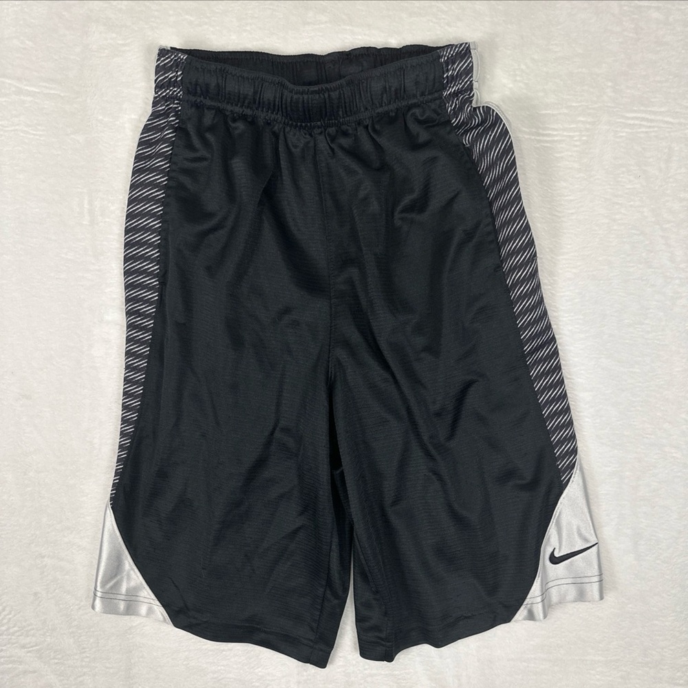 Vintage Nike Boys Black and White Striped Basketball Athletic Shorts Sz XL